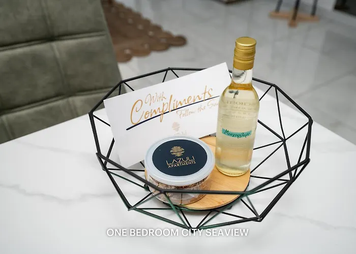 Lazuli Seaview 2bdr Апартаменты