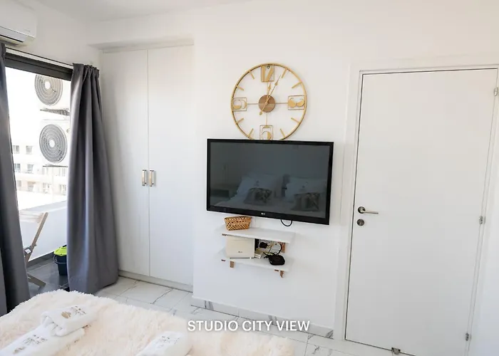 Lazuli Seaview 2bdr Апартаменты