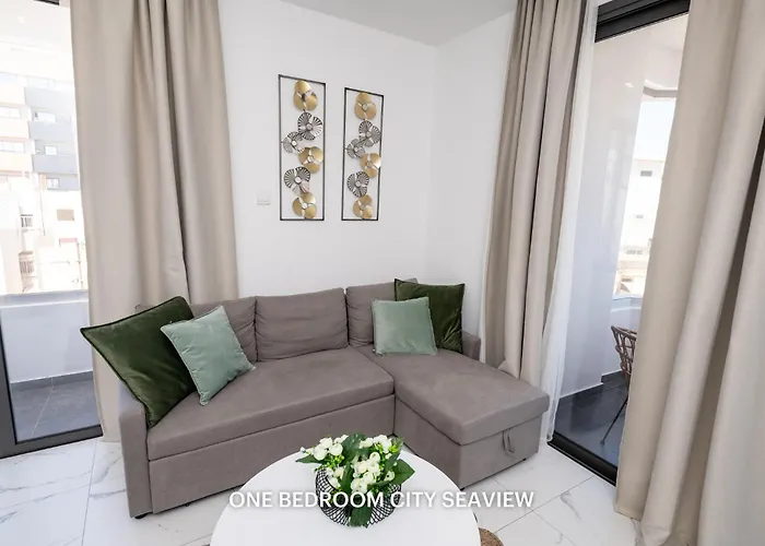 Апартаменты Lazuli Seaview 2bdr Ларнака