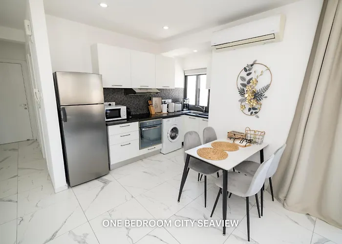 Апартаменты Lazuli Seaview 2bdr Ларнака