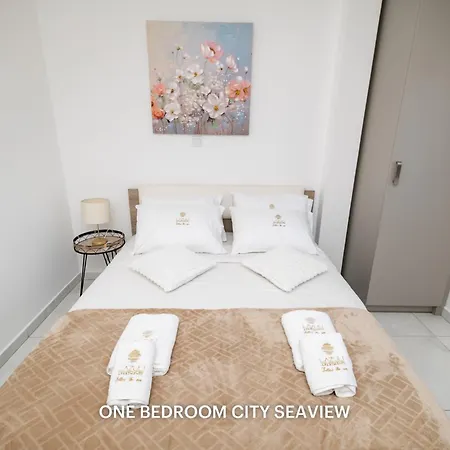 Lazuli Seaview 2bdr * Larnaca