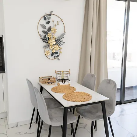 Lazuli Seaview 2bdr Appartement *