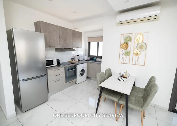 Apartment Lazuli Seaview 2bdr Larnaca