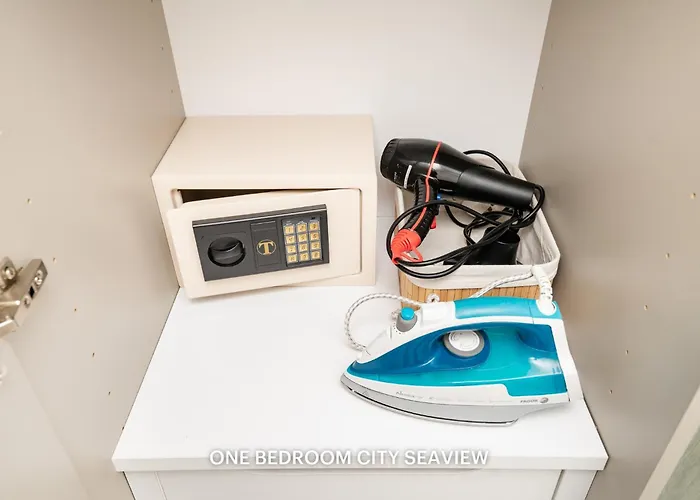 Lazuli Seaview 2bdr 公寓