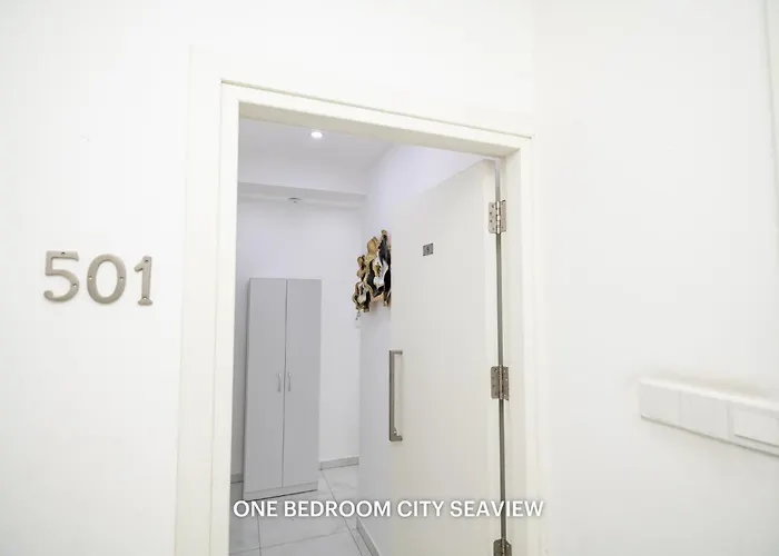 Apartment Lazuli Seaview 2bdr Larnaca