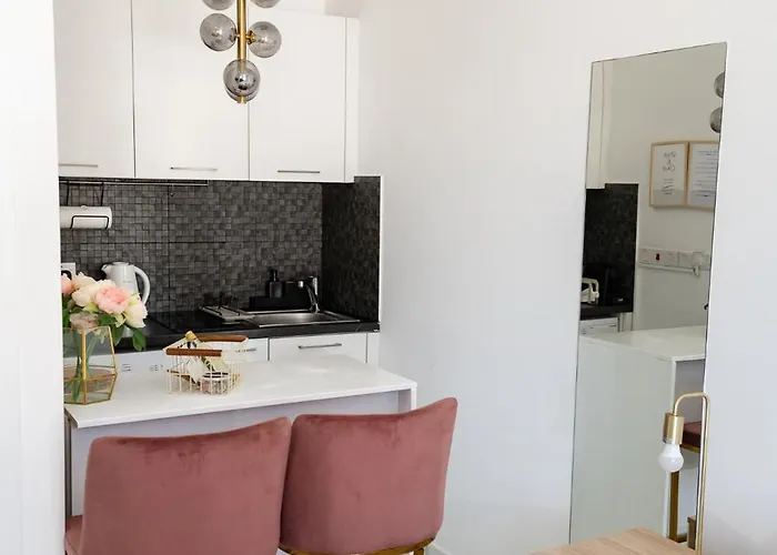 Lazuli Seaview 2bdr * 拉纳卡